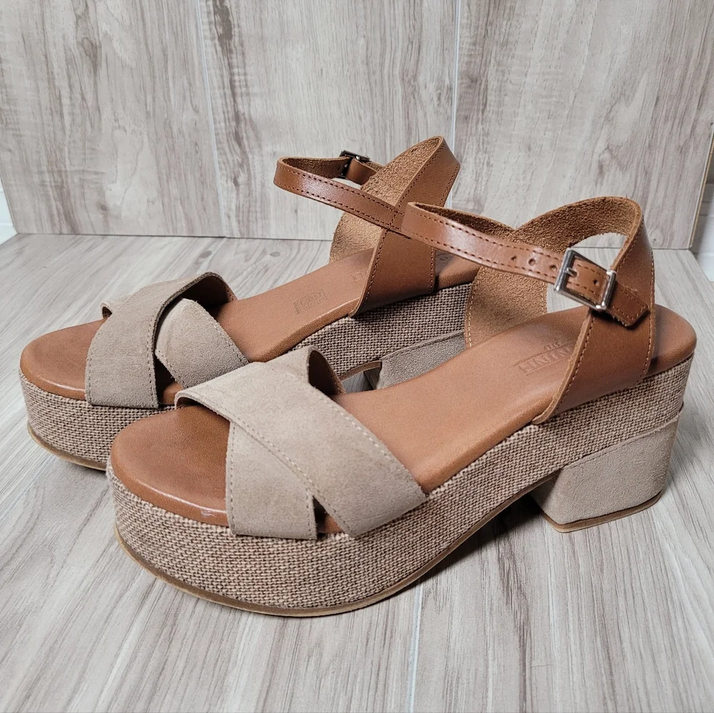 Menina Platform Sandals Women’s Euro 39 Tan Strappy Block Heel Espadrille Style
